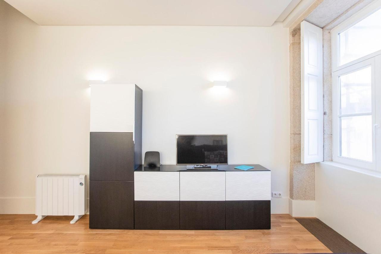 Modern 2Br Duplex Downtown By Art District By Lovelystay Porto Exteriér fotografie